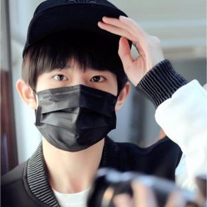 Khẩu trang 4D mask